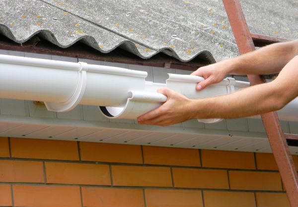 Cost of Gutter Hanging in Westerville